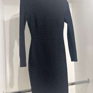 bebe Black Textured Wave-Pattern Long Sleeve MIDI Dress S.
